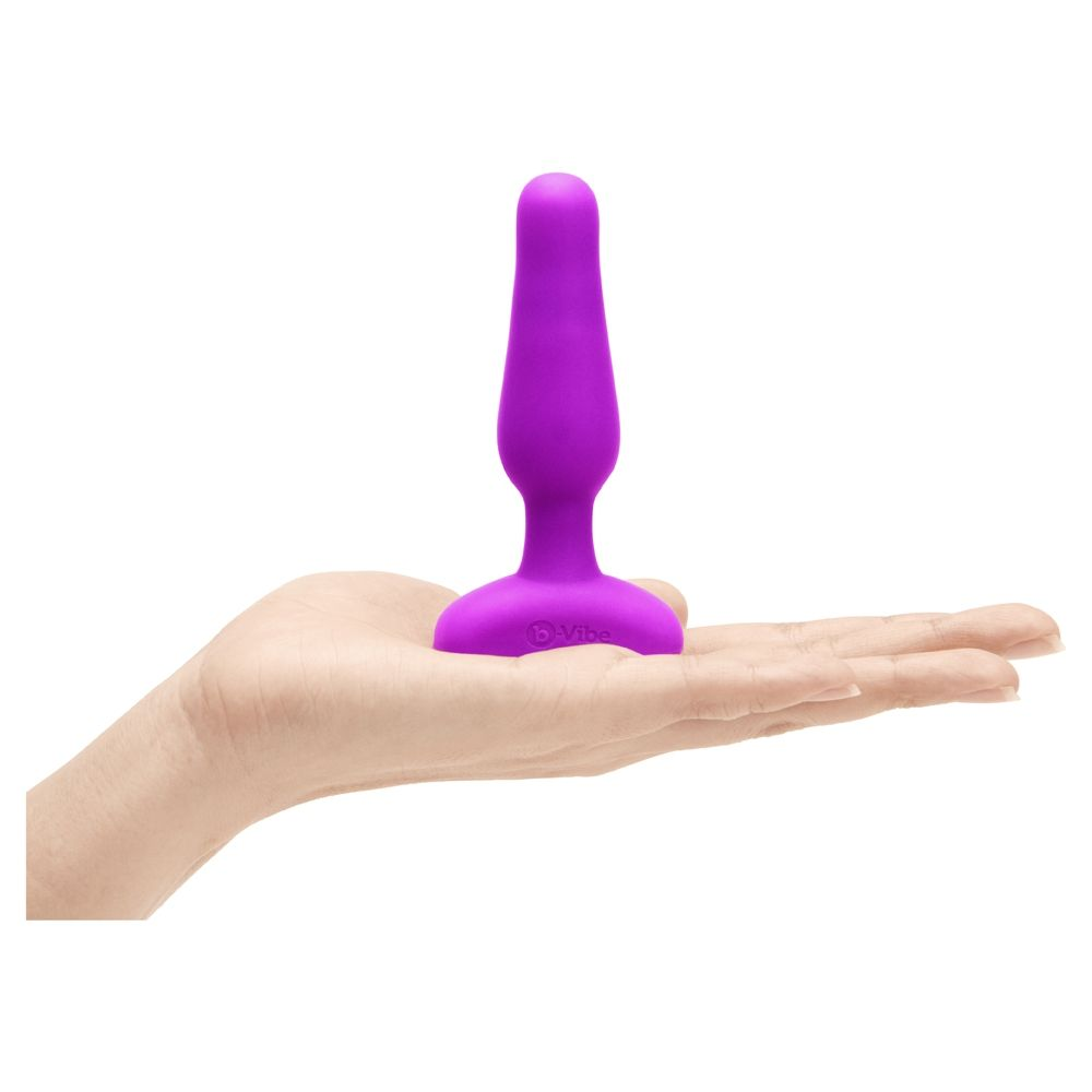 b-Vibe Novice Plug Fuchsia/Silver - Beginner-Friendly Vibrating Butt Plug Sensual Secret Boutique